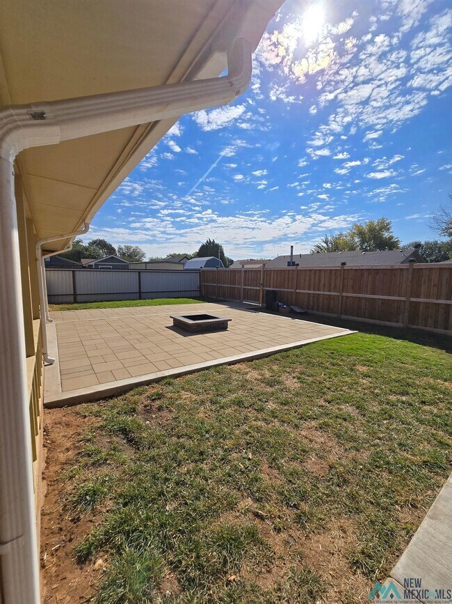 Building Photo - 309 Chanticleer Pl