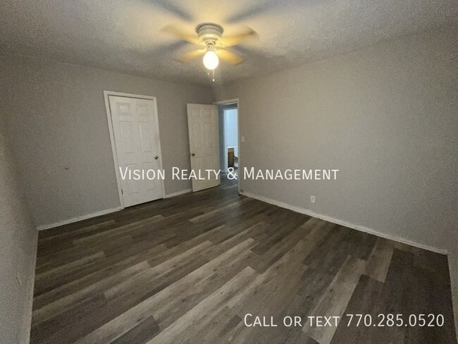 Building Photo - 2954 Jones St