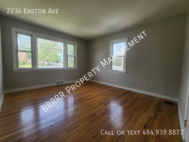 Building Photo - 2234 Easton Ave