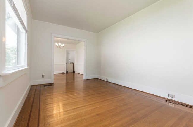 Building Photo - 4527 S 3rd St