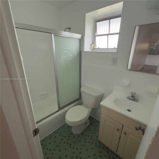 Building Photo - 6580 Santona St