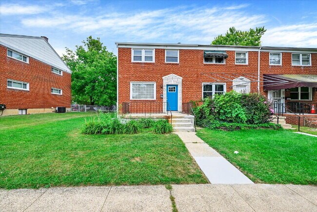 Building Photo - 8611 Ellen Ct