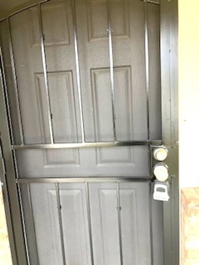 Building Photo - ***Spacious DREAM HOME w/Fresh Paint New A...