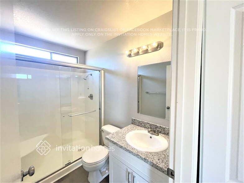 Building Photo - 170 Opal Dr