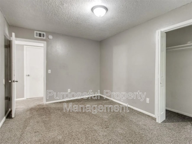 Building Photo - 6814 Lancer Ln