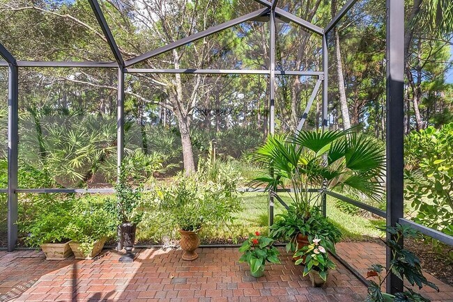 Building Photo - 631 Moondancer Ct