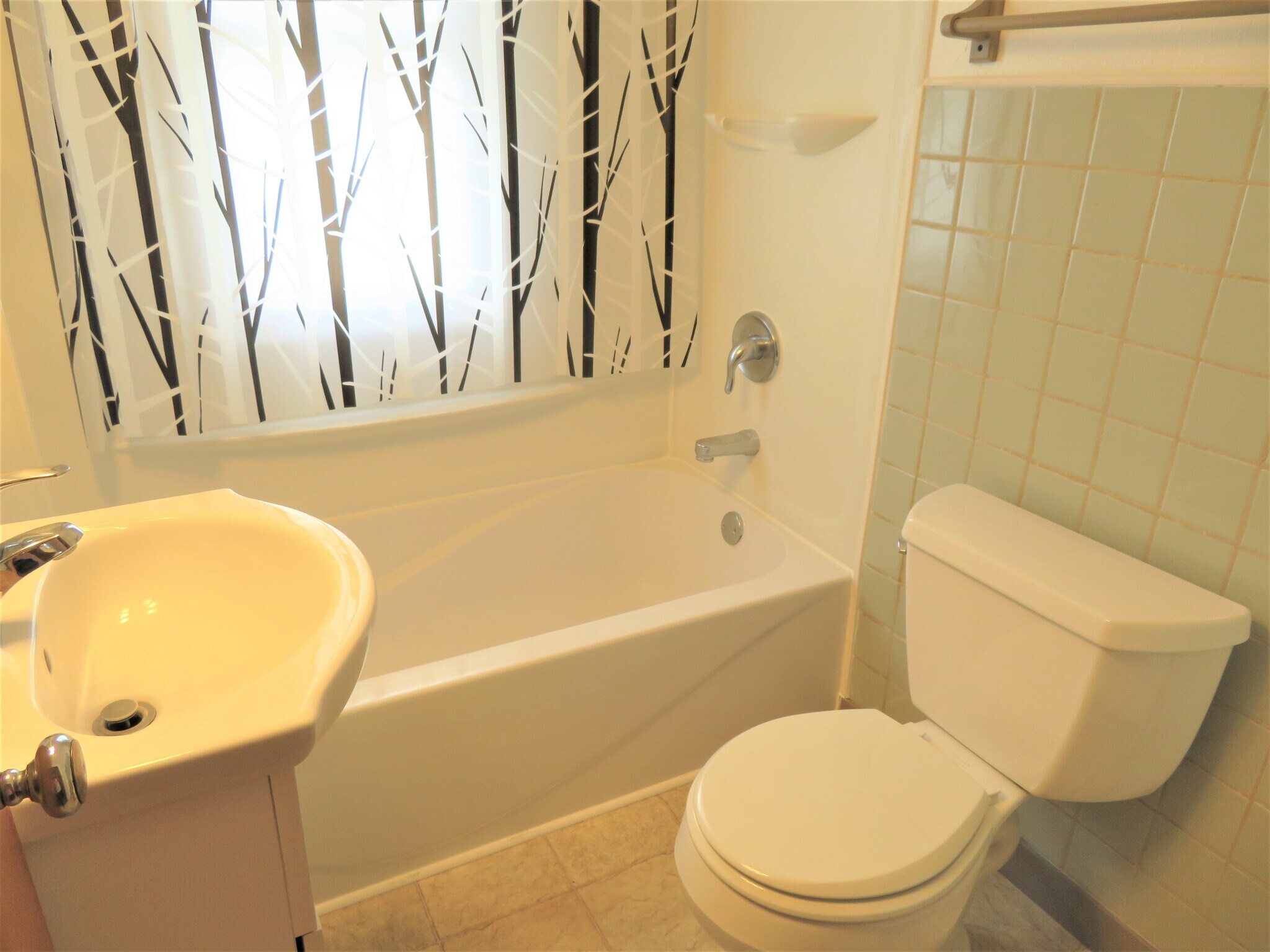 Building Photo - 2317 S Henry St