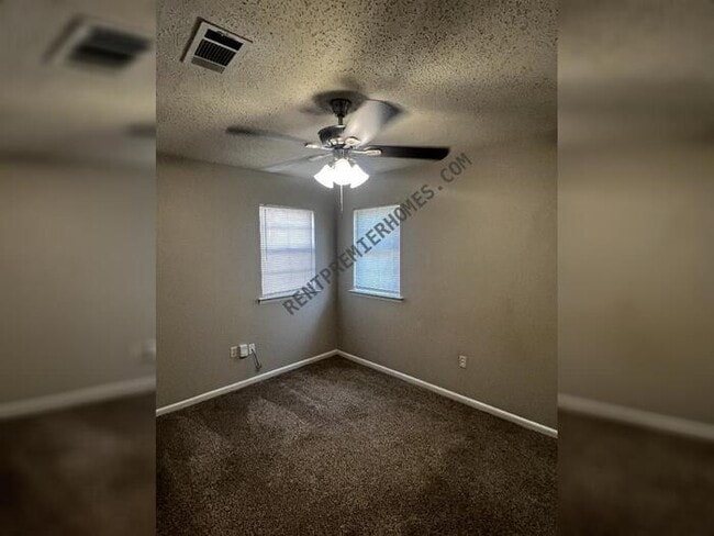 Building Photo - 6617 Whippoorwill Ln
