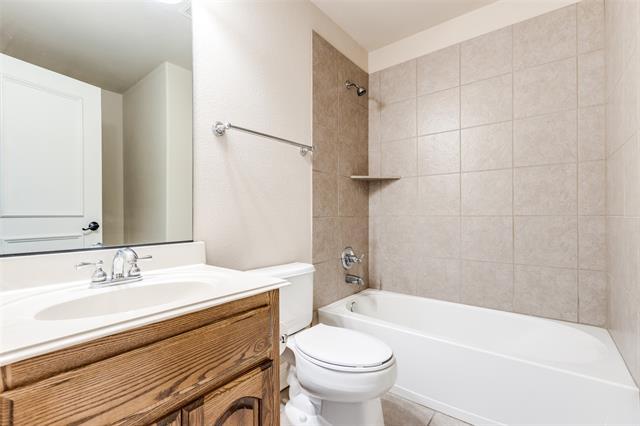 Building Photo - 1630 Gladewater Dr