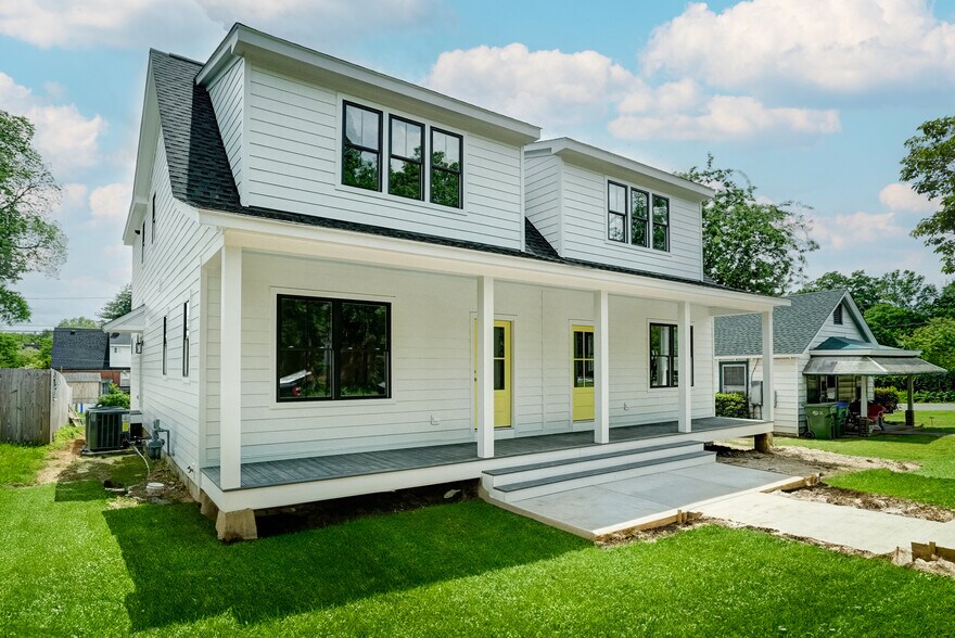 Building Photo - 3513 Idlewood Ave