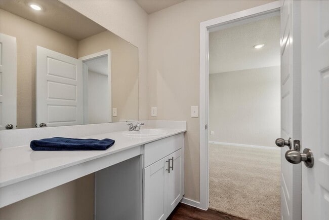 Building Photo - 13599 Sonali Springs Dr