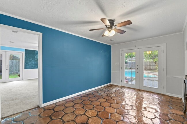 Building Photo - 3838 Glenheather Dr