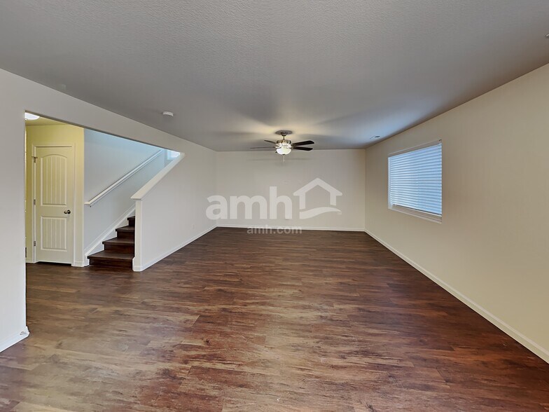 Building Photo - 11342 Avena Rd