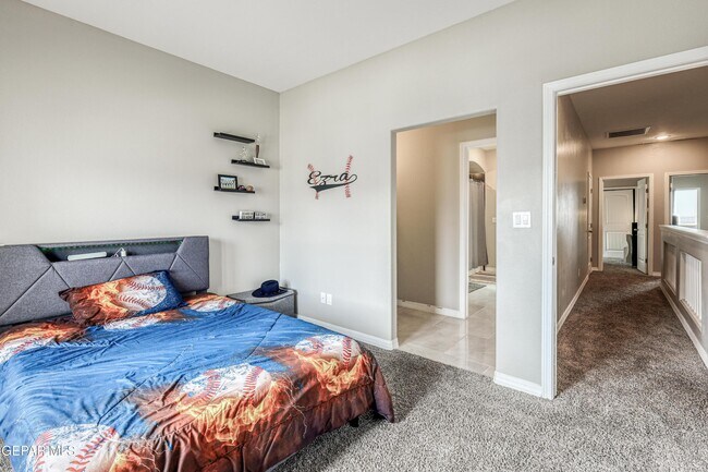 Building Photo - 2375 Enchanted Peaks