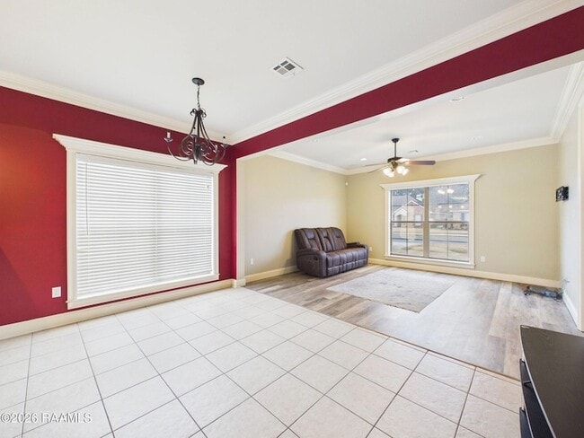 Building Photo - 104 Cadet Ln