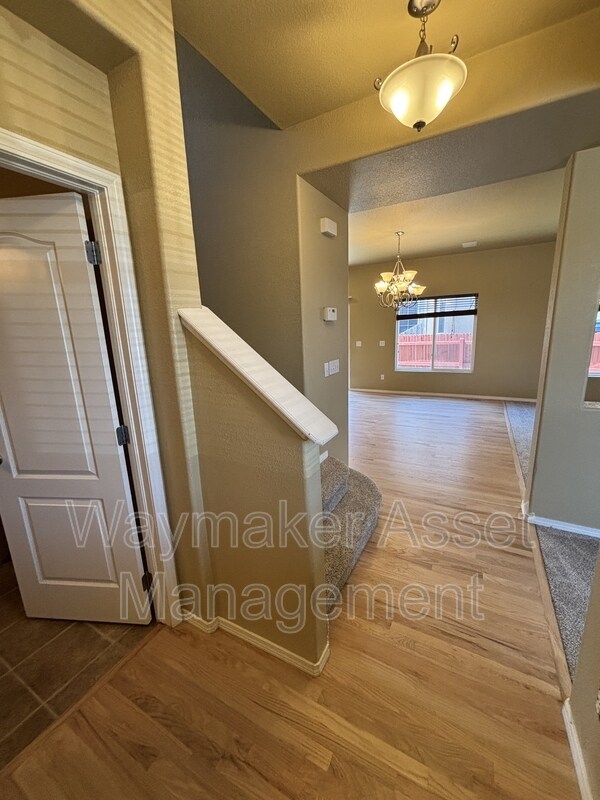 Building Photo - 6594 Silverwind Cir