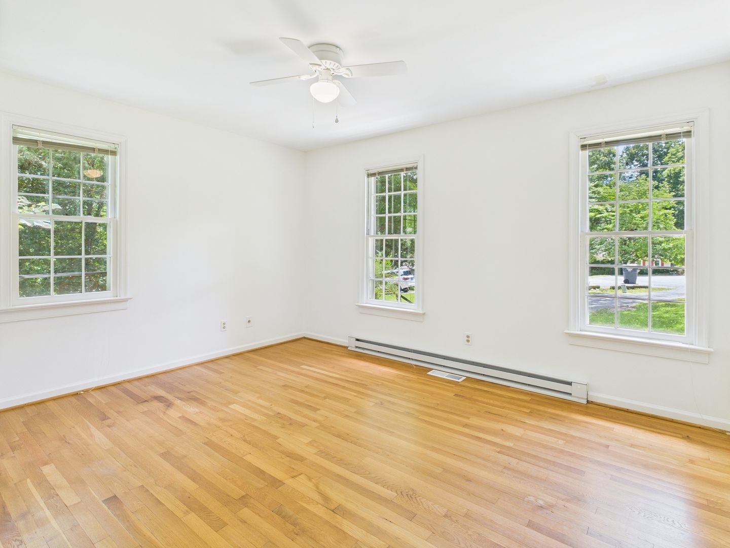 Building Photo - 10202 Seacliff Ln