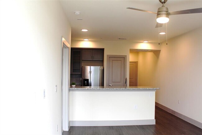 Building Photo - 6955 Turtlewood Dr