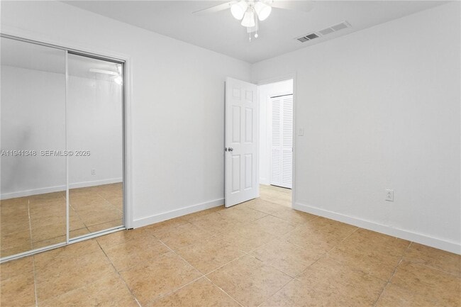 Building Photo - 3253 Pierce St