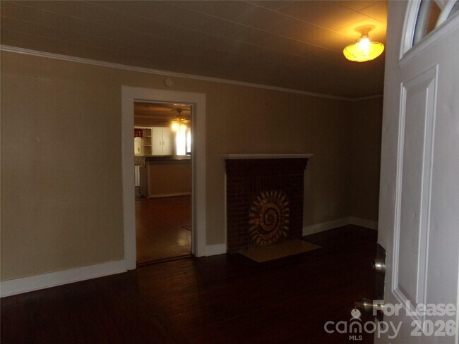 Building Photo - 729 Spruce St