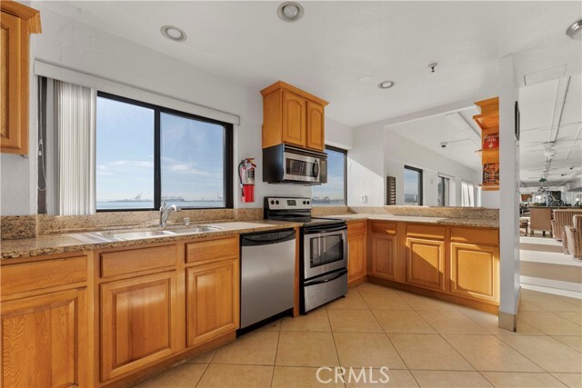 Building Photo - 1750 E Ocean Blvd