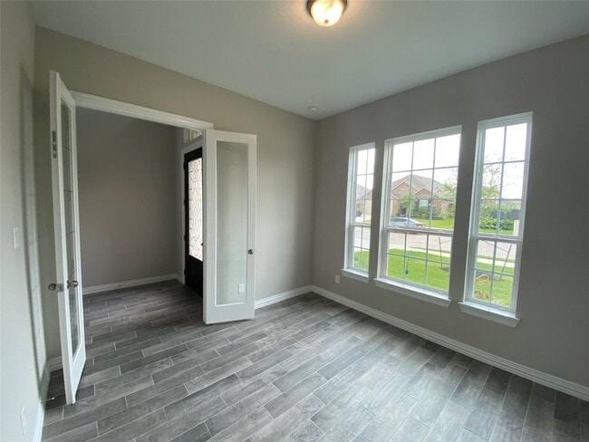 Building Photo - 7414 Evelyn Grv Dr