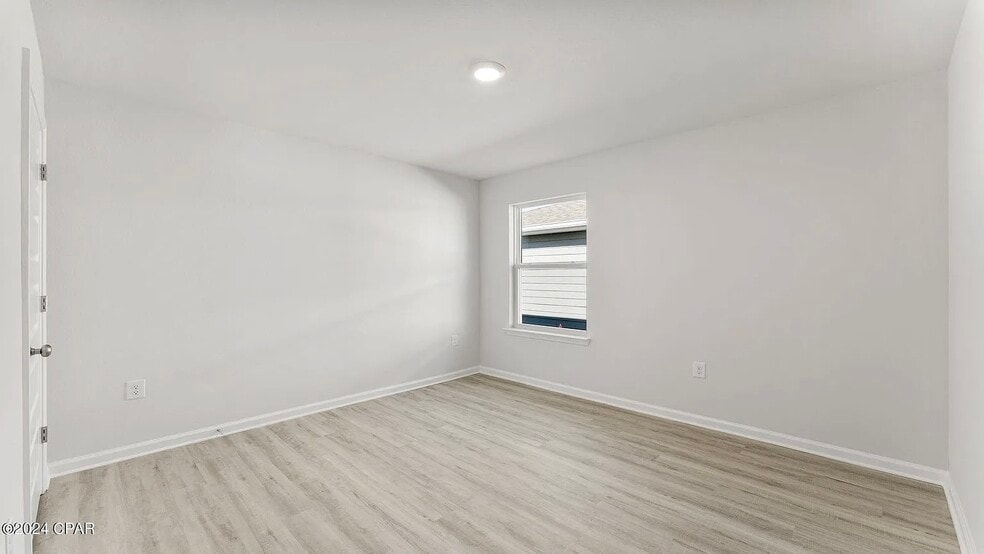 Building Photo - 293 Cades Ct