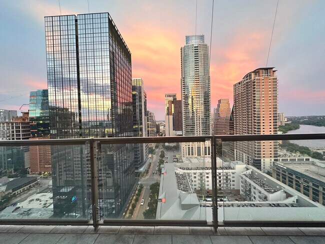 Building Photo - 210 Lavaca St