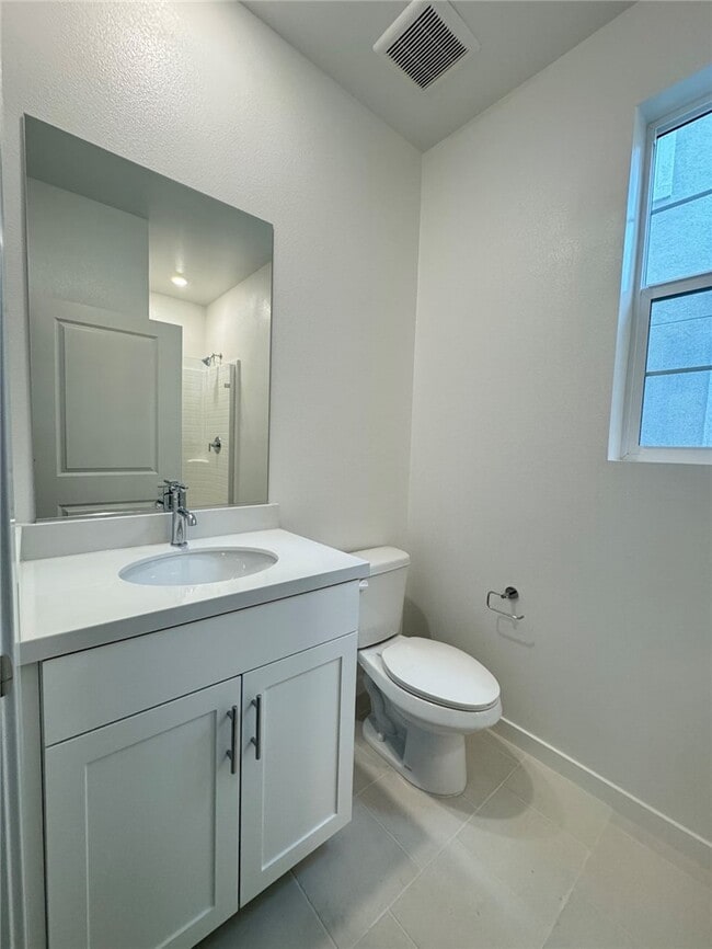 Building Photo - 12772 Lomond Wy