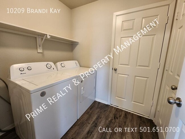Building Photo - 10209 Brandi Kay Dr