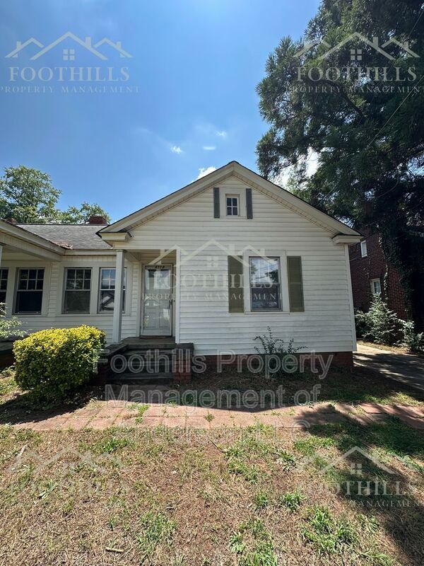 Primary Photo - 611 Bonham Ct