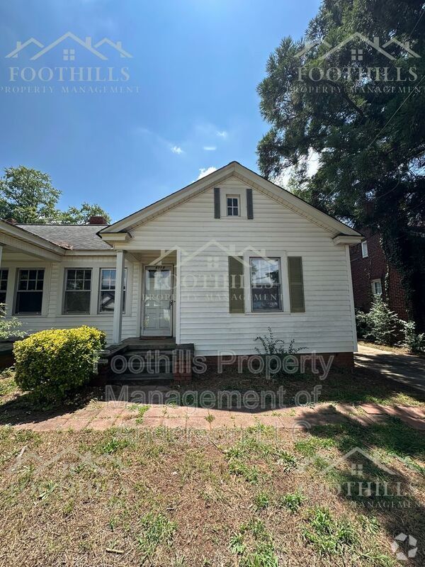 Building Photo - 611 Bonham Ct