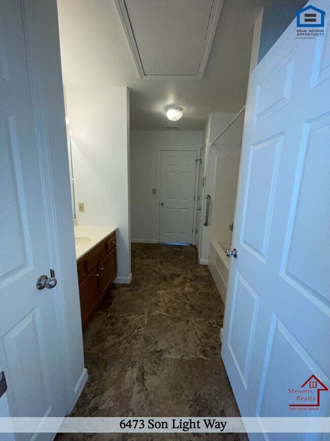 Building Photo - 6473 Son Light Way