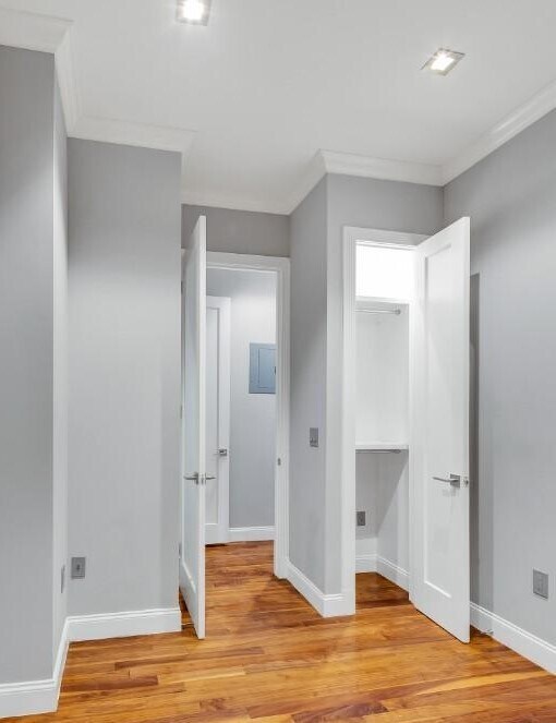 Building Photo - 329 E 58th St