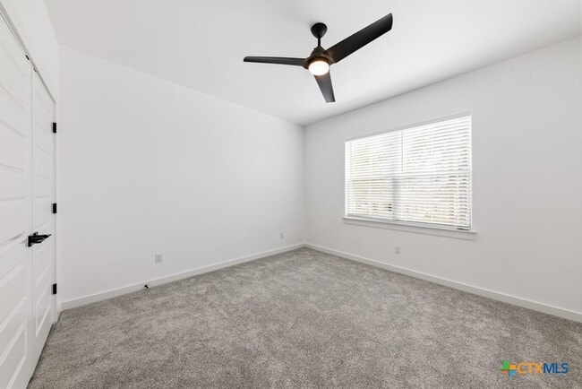 Building Photo - 158 S Academy Ave