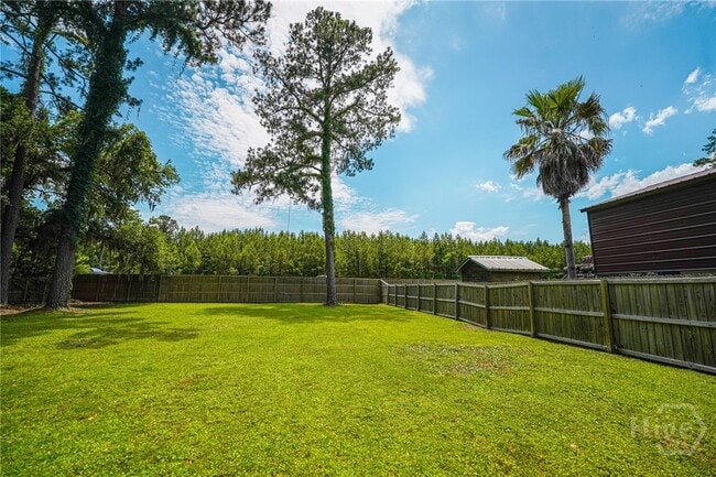 Building Photo - 154 MacKay Dr