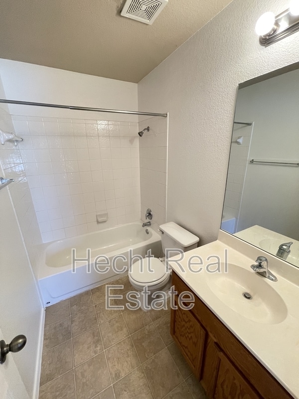 Building Photo - 2510 Wilma Rudolph Rd