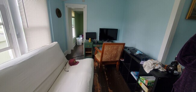 Building Photo - 1310 Grant St