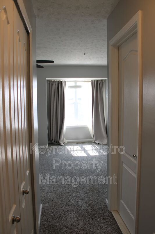 Building Photo - 9900 Prince Royal Pl