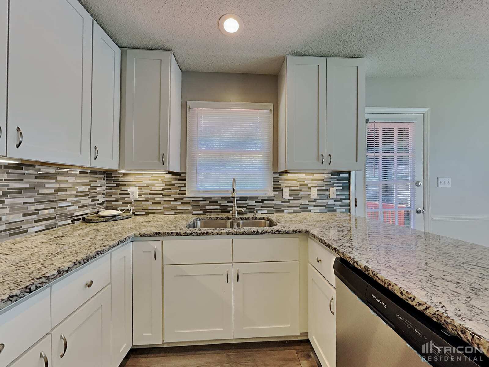 Building Photo - 5125 Cottage Bluff Ln