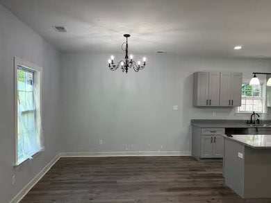 Building Photo - 2584 Tutwiler Ave