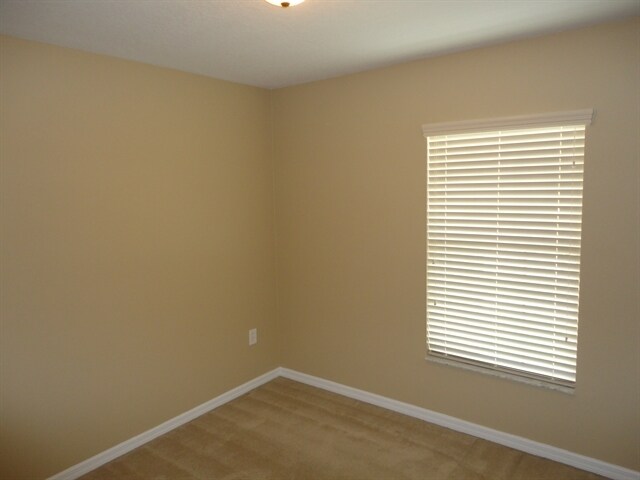 Building Photo - 13719 Phoenix Dr