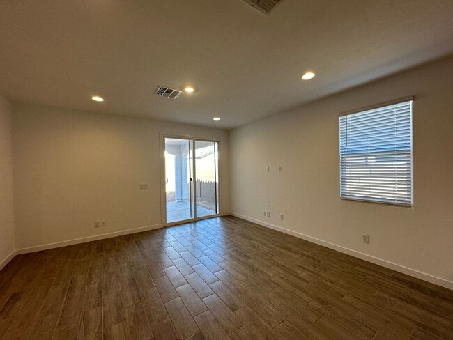 Building Photo - 3228 W Morning Vista Ln