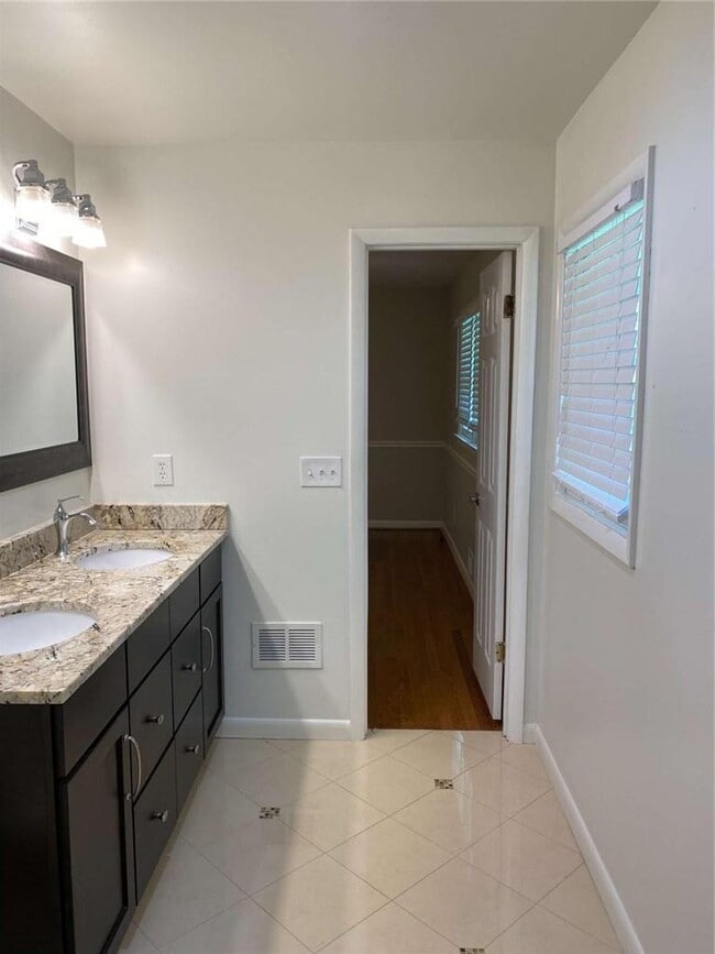 Building Photo - 2731 Hilo Ct