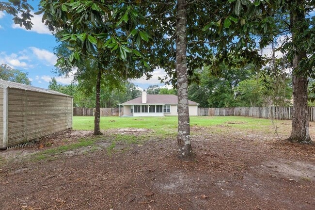 Building Photo - 121 Duncan Dr
