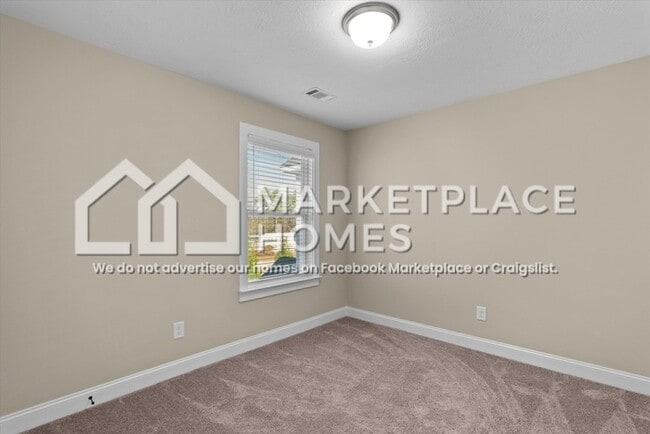 Building Photo - 2233 Perrins Ln