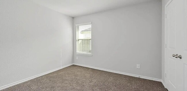 Building Photo - 4 Bedroom, 3 Bath and a Study Bryan in Pla...