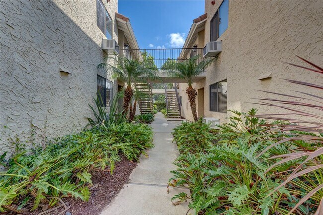 Building Photo - 10170 Camino Ruiz