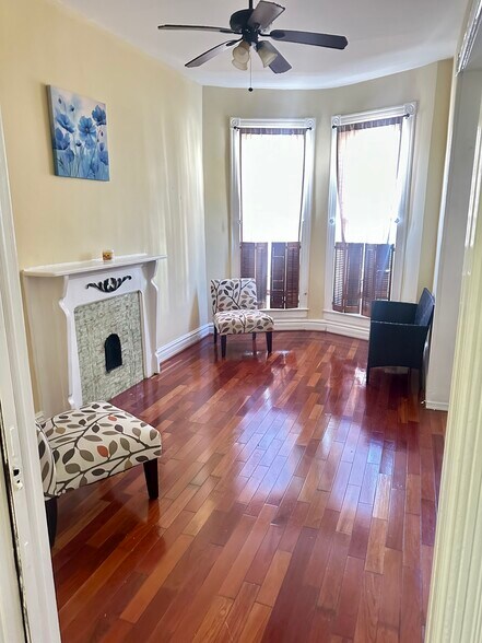 Building Photo - 2309 Avalon Ave