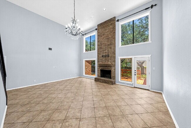 Building Photo - This is the one that checks all the boxes.
